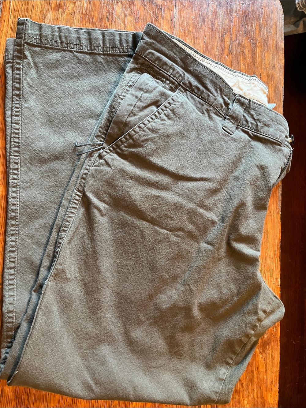 Men's Columbia Olive Green Casual Pants